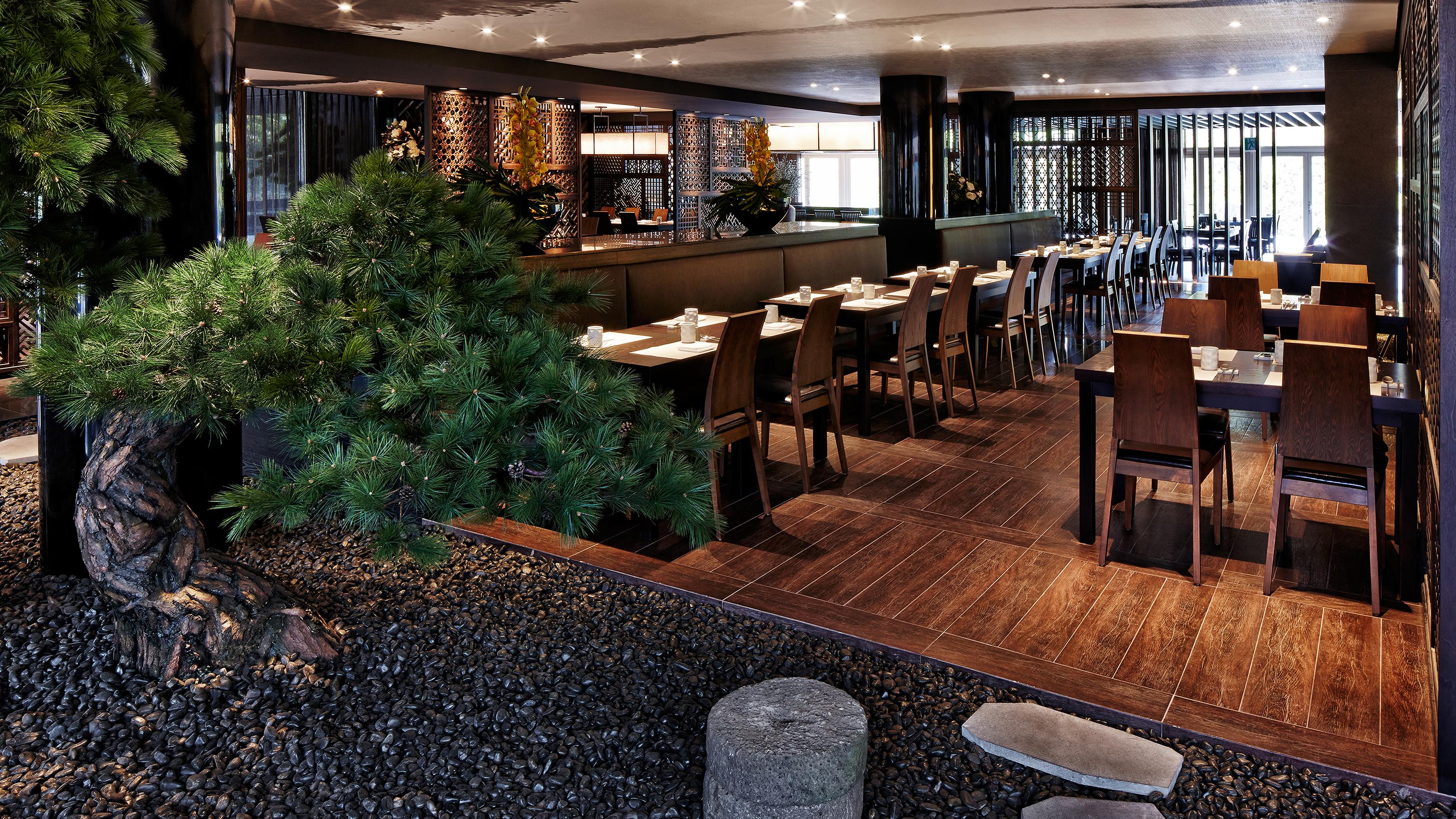 Kensington Jeju Hotel Buitenkant foto Interior of the restaurant