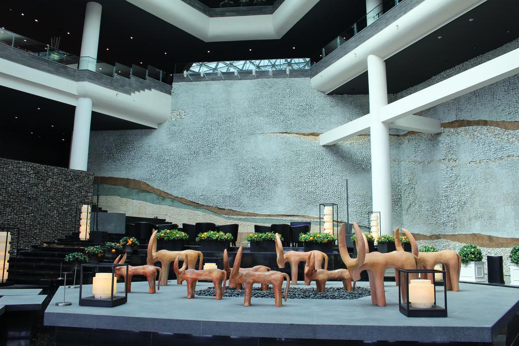 Kensington Jeju Hotel Buitenkant foto The lobby of the hotel