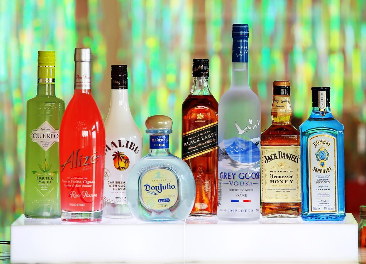 Kensington Jeju Hotel Buitenkant foto A selection of spirits