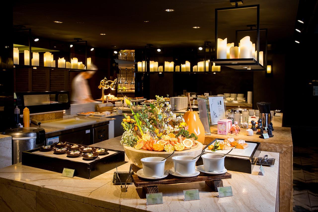 Kensington Jeju Hotel Buitenkant foto The buffet at the hotel