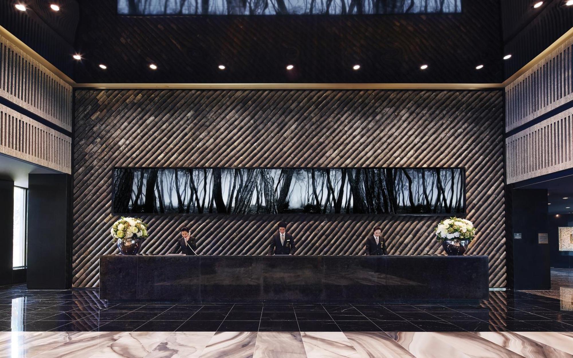 Kensington Jeju Hotel Buitenkant foto The lobby of the hotel